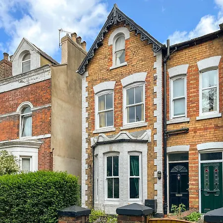 Number 42 Tatil Evi *